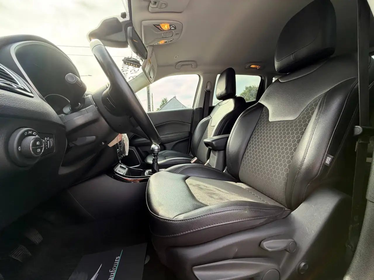 Jeep Compass - 11