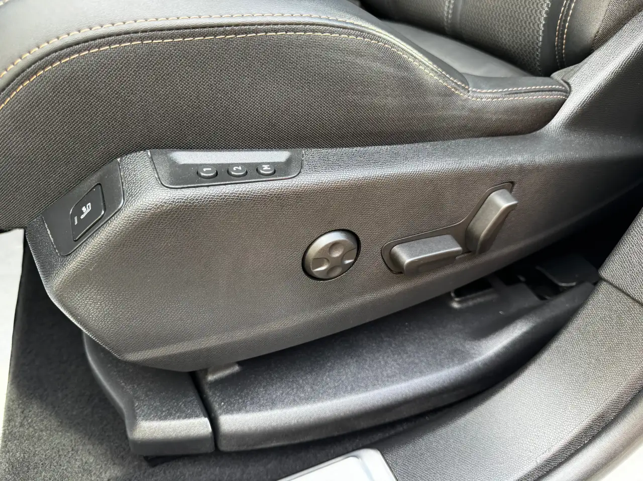 Peugeot 3008 - 9
