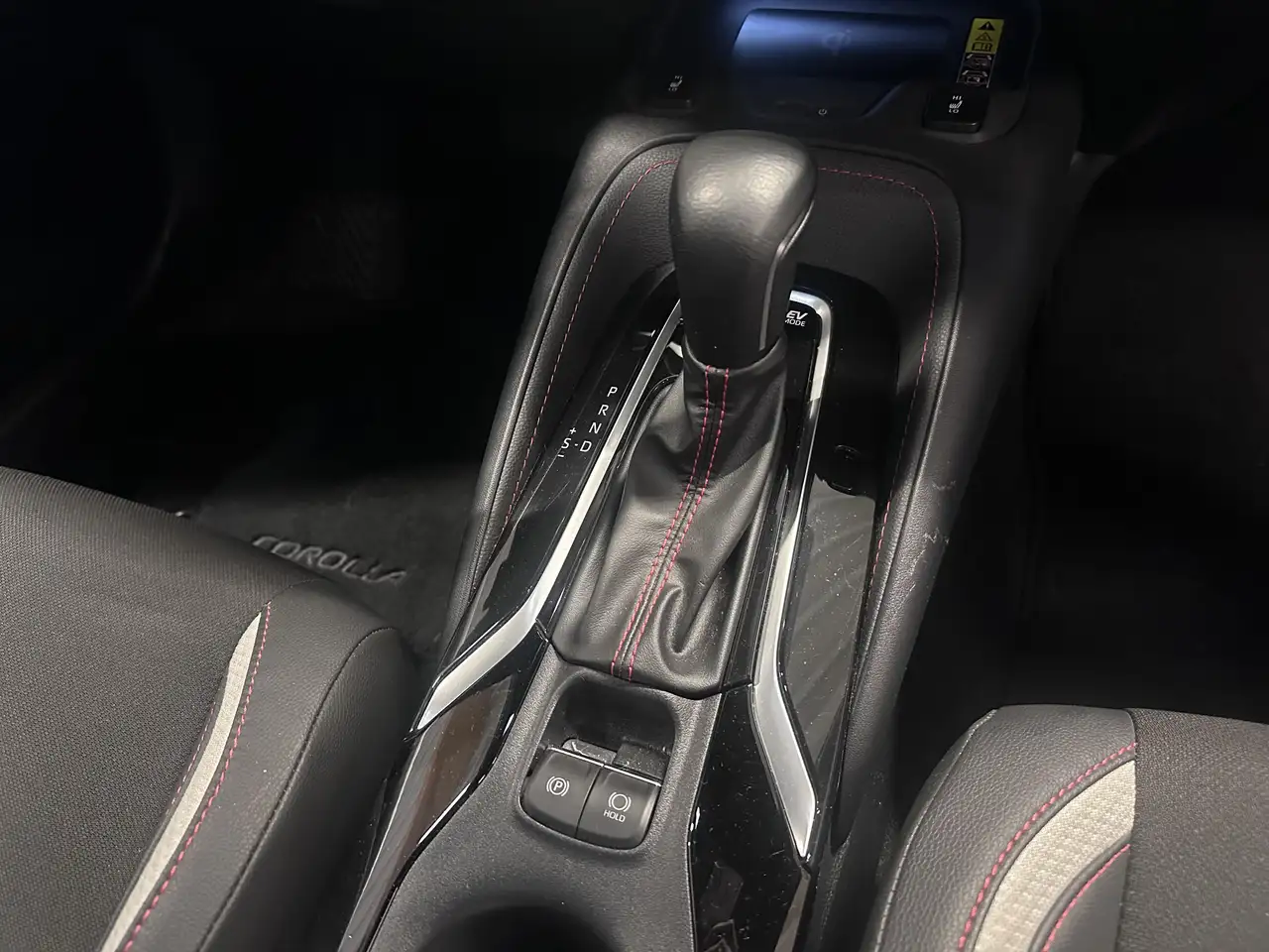Toyota Corolla - 4