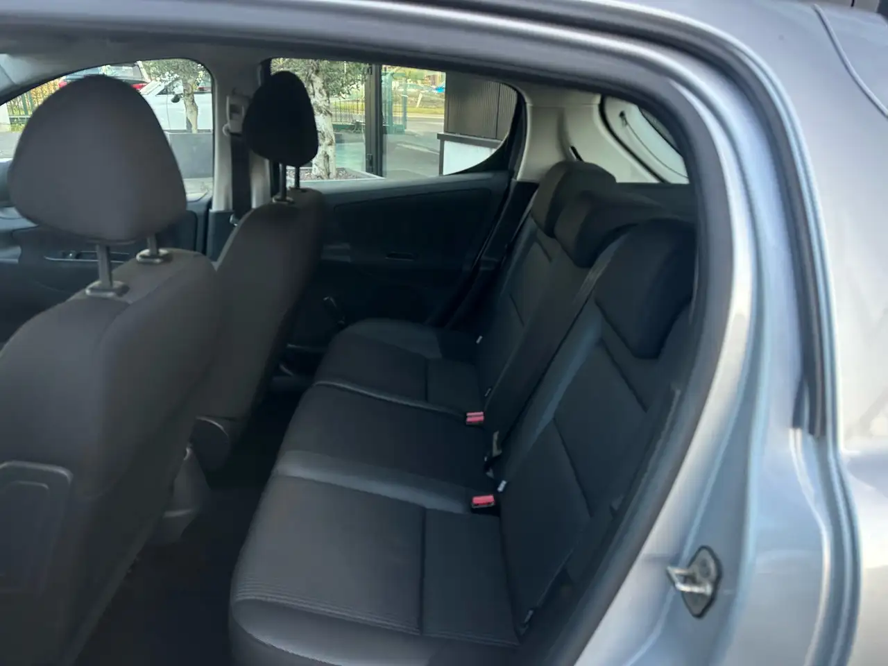Peugeot 207 - 9