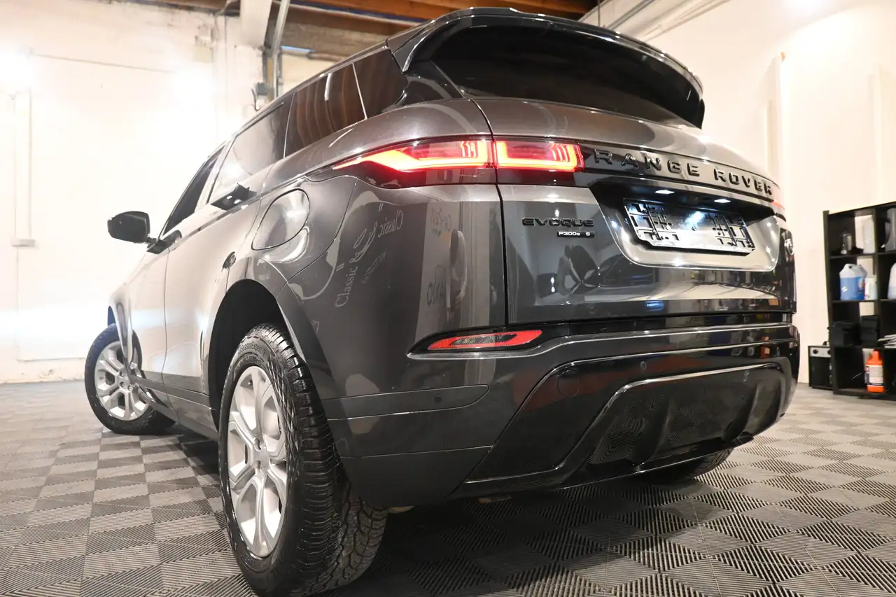 Land Rover Range Rover Evoque - 12