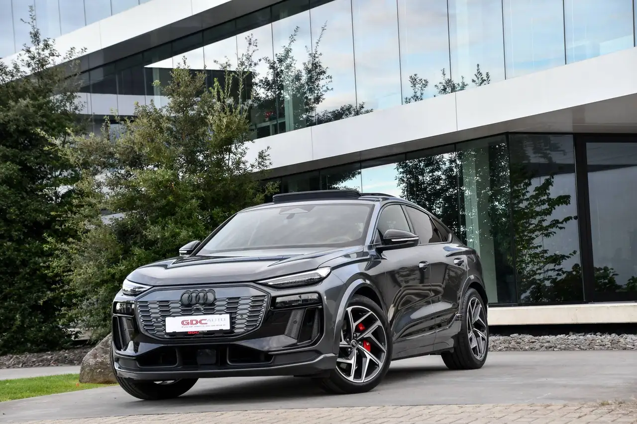 Audi SQ6 e-tron - 8