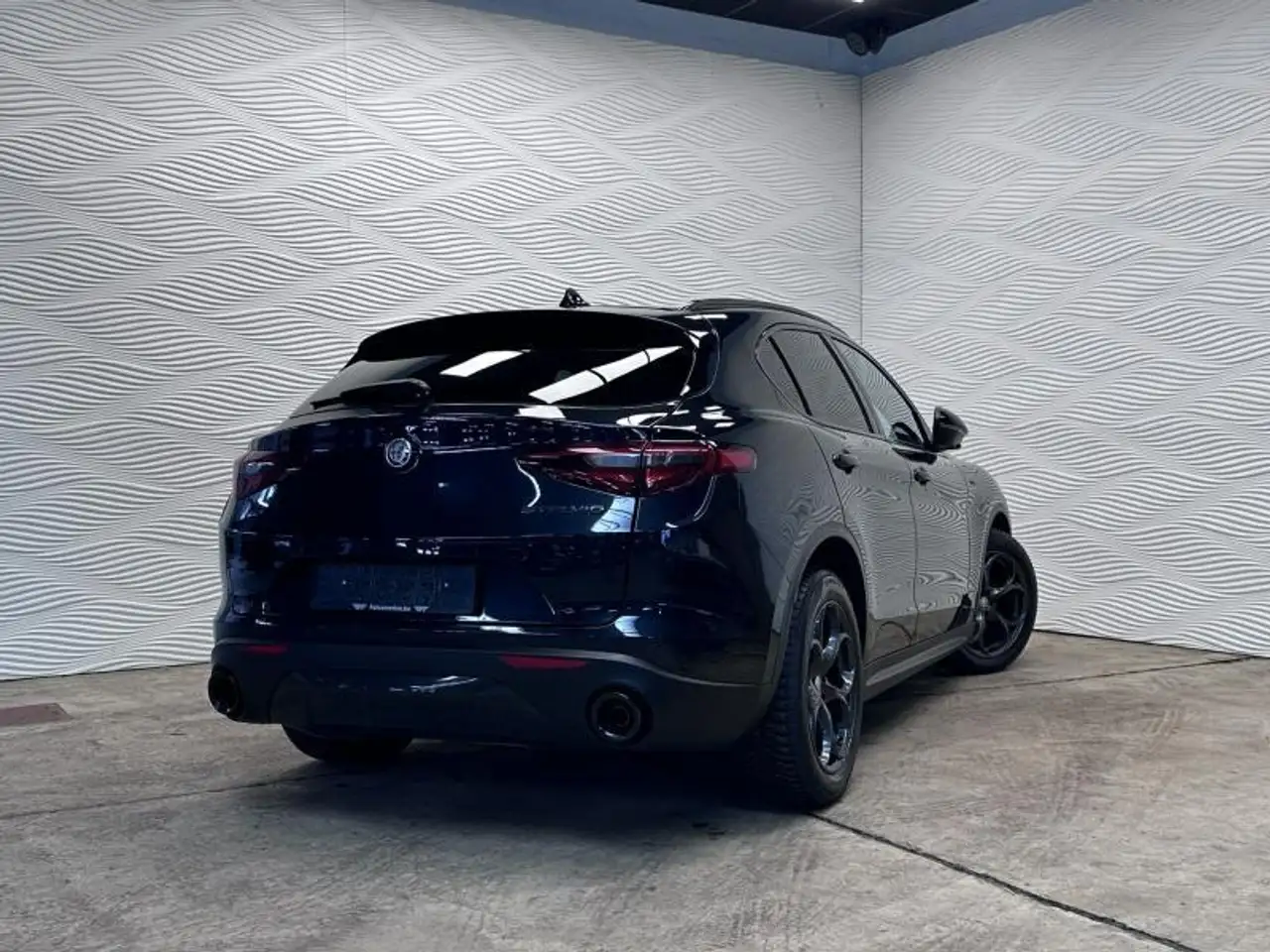 Alfa Romeo Stelvio - 10
