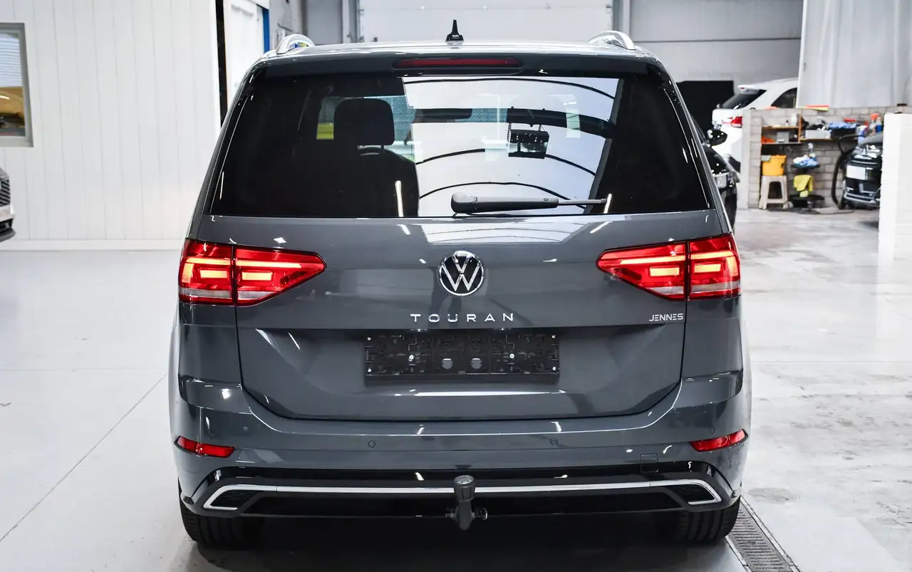 Volkswagen Touran - 5