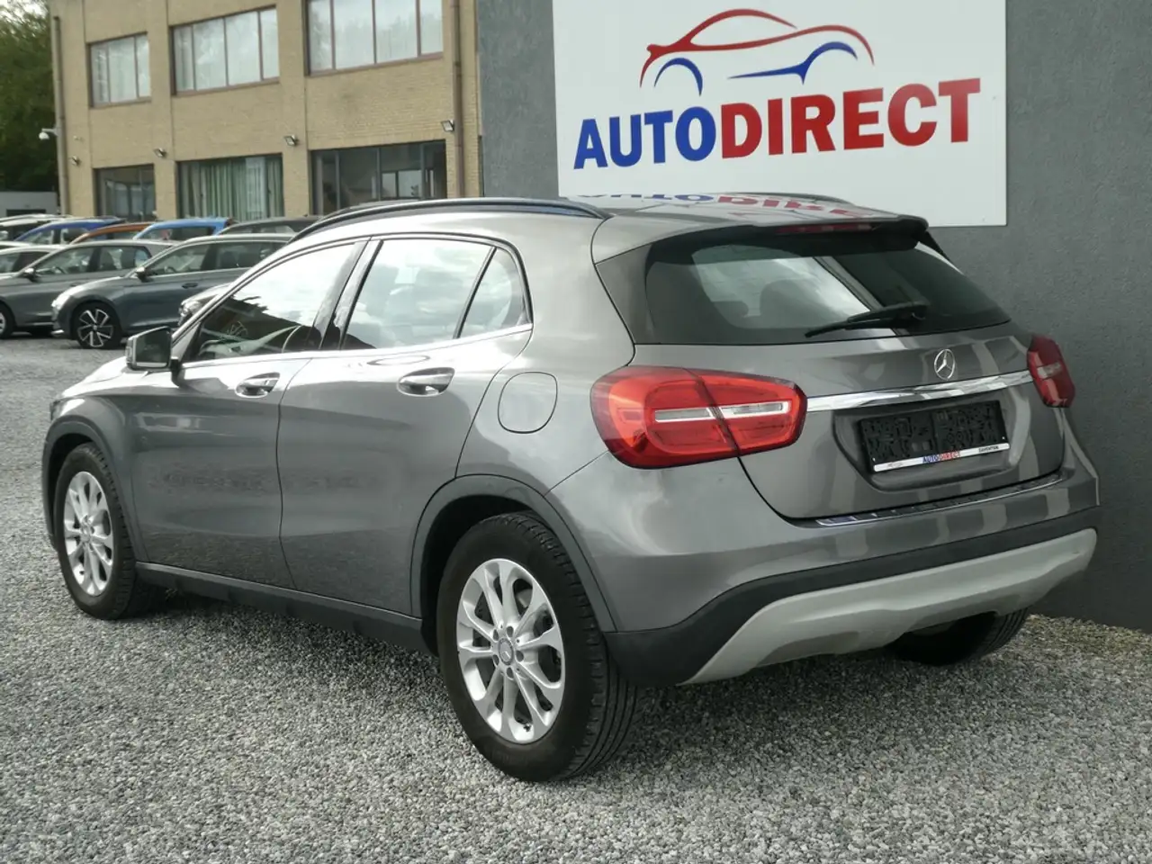Mercedes-Benz GLA 180 - 3