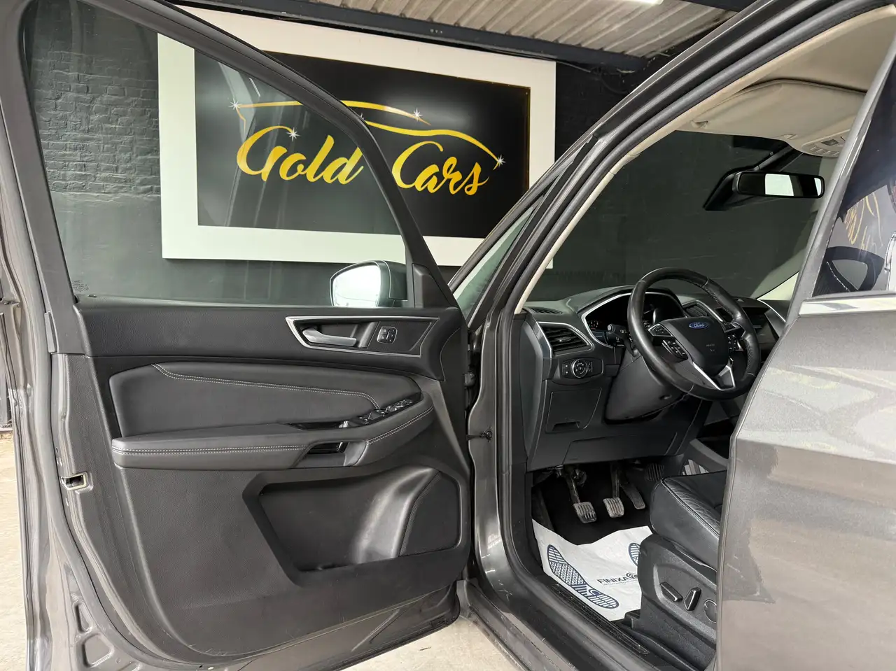 Ford Galaxy - 9