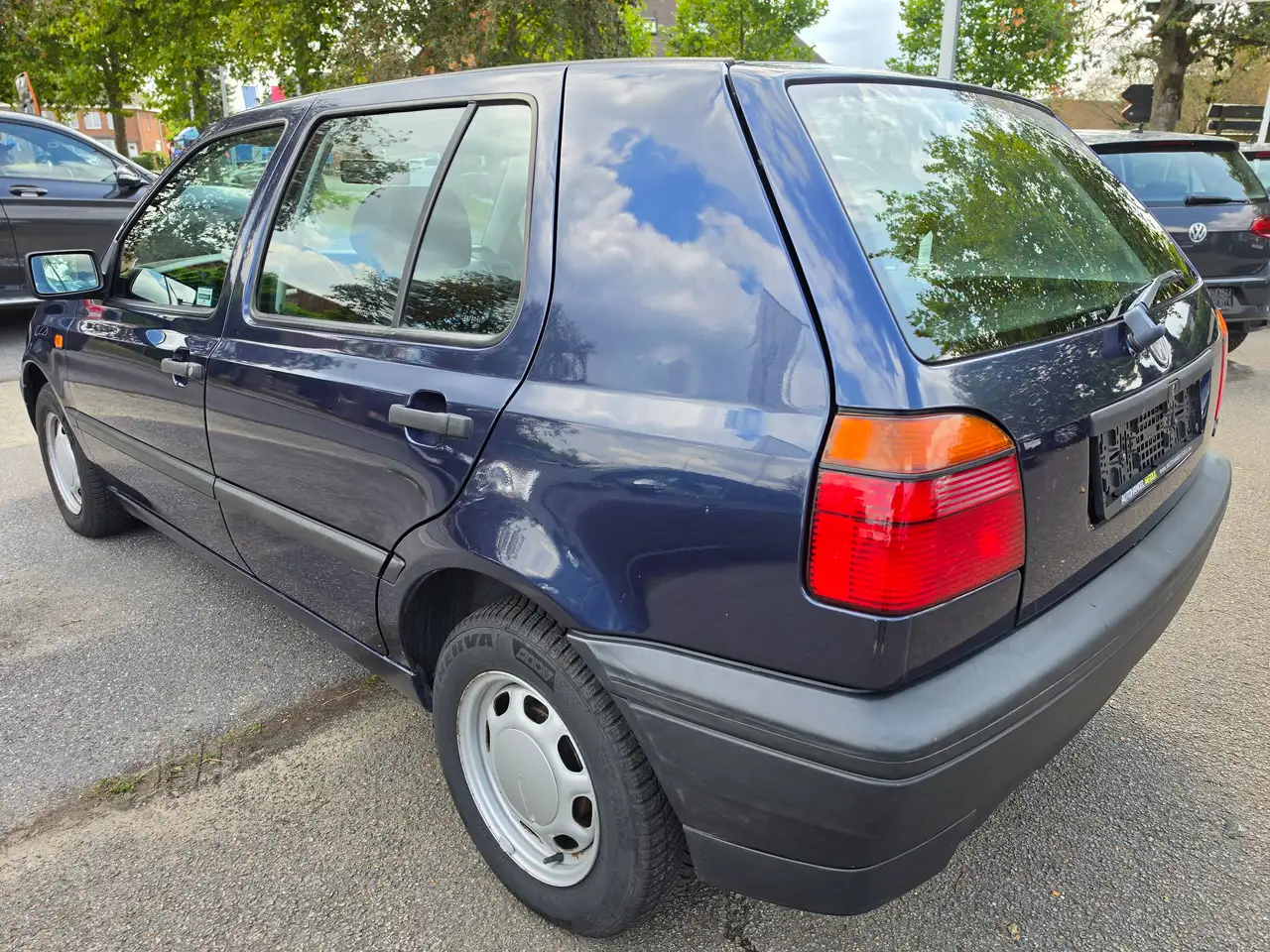 Volkswagen Golf - 4