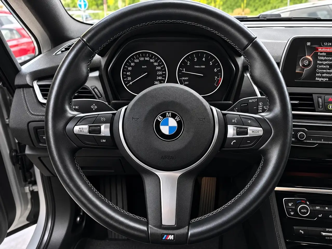 BMW 218 - 12