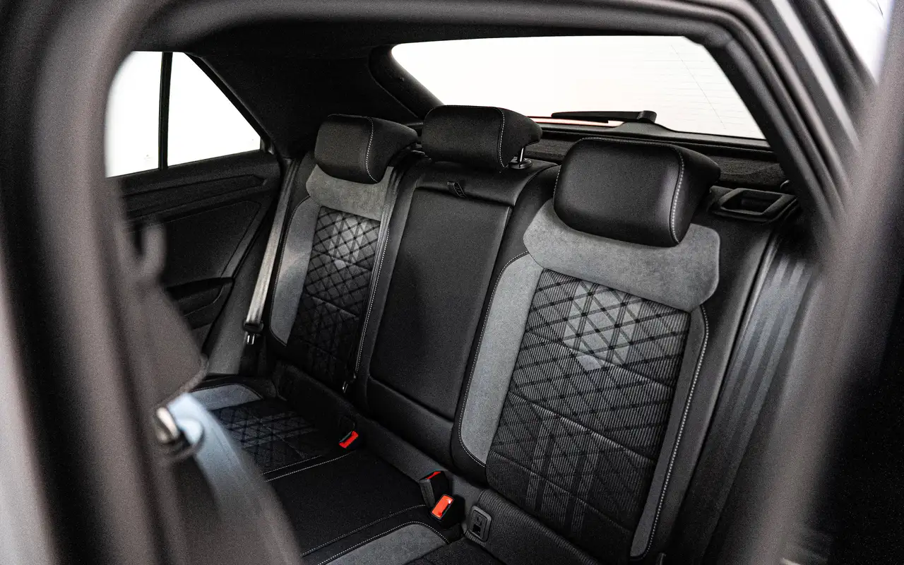 Volkswagen T-Roc - 8