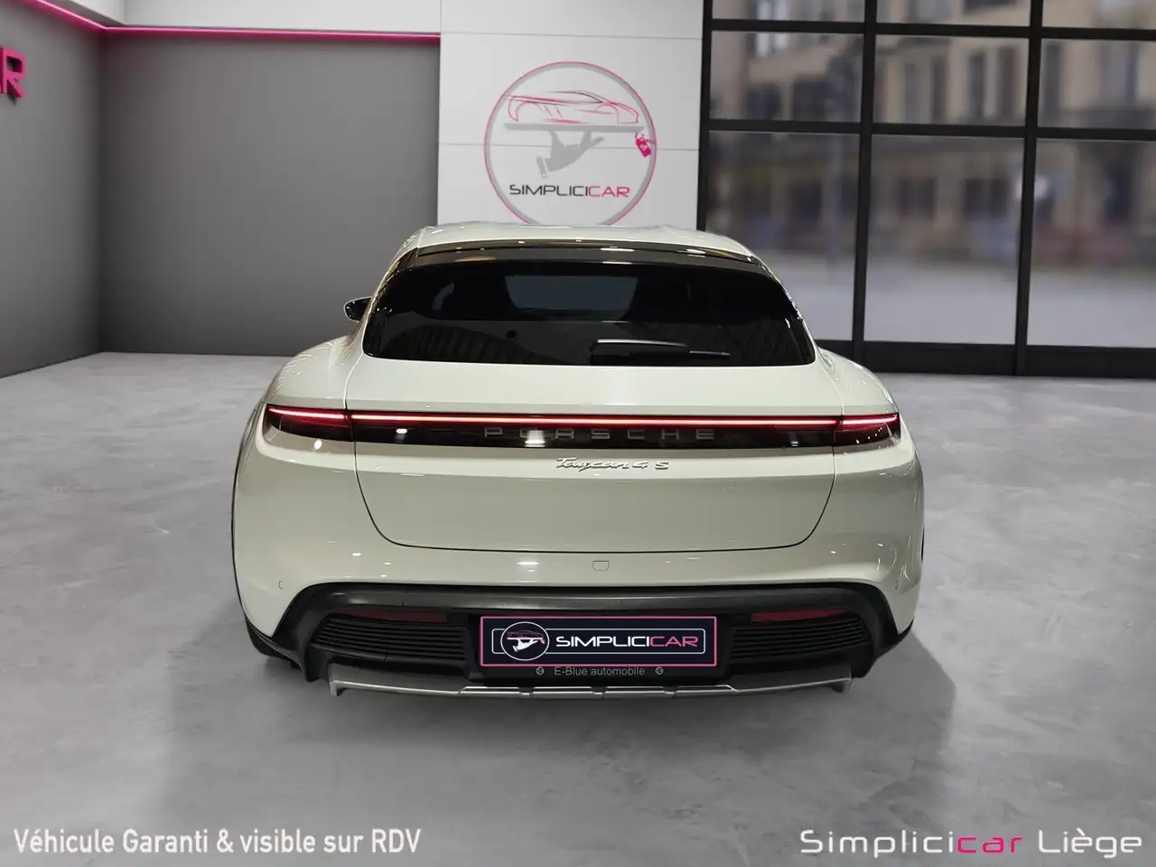 Porsche Taycan - 5