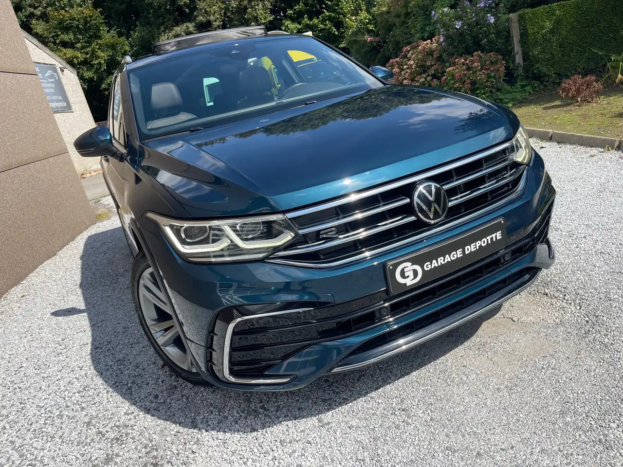 Volkswagen Tiguan - 9