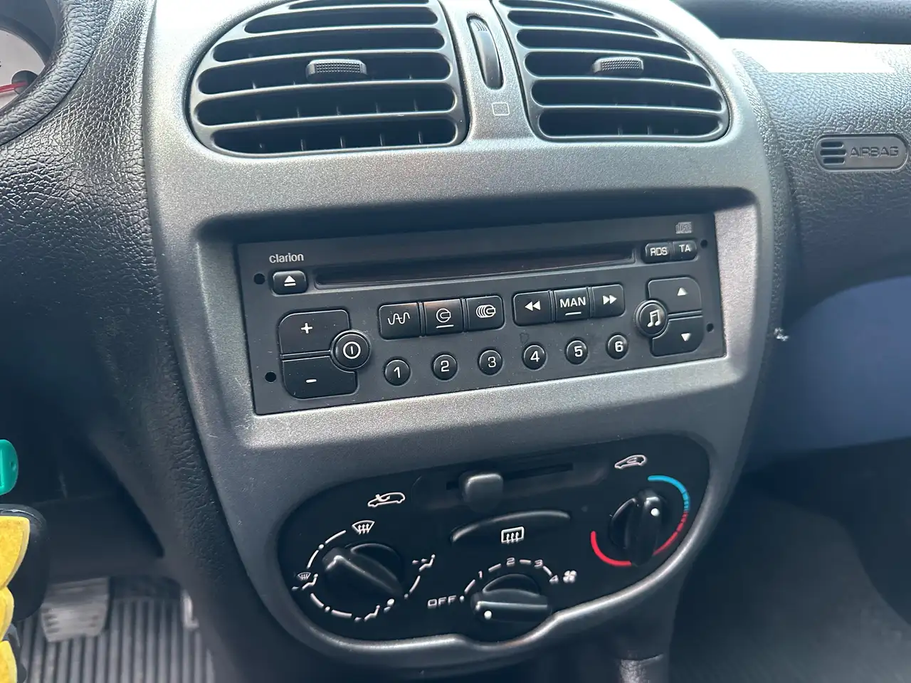 Peugeot 206 - 10
