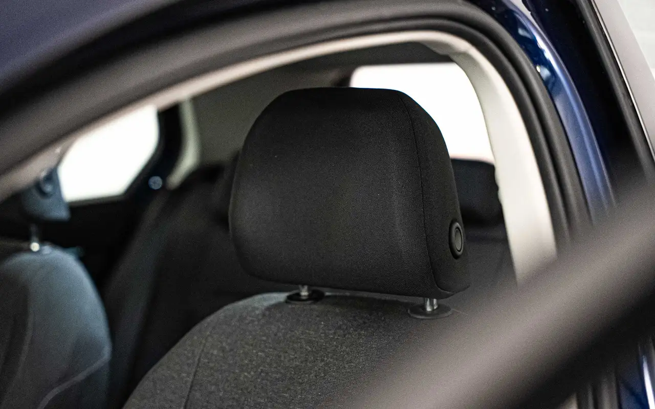 Volkswagen Golf - 8