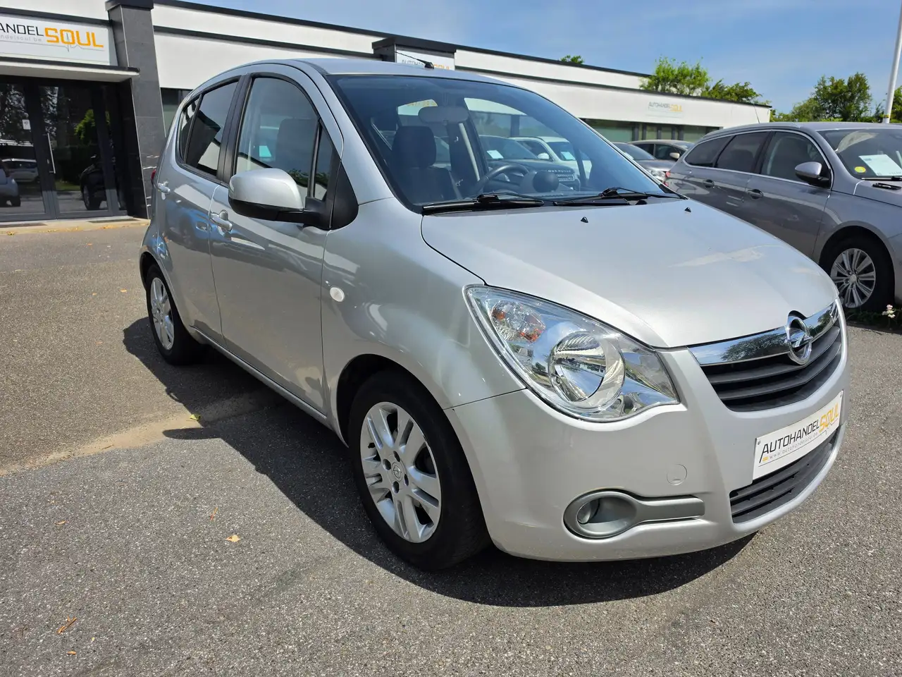 Opel Agila - 2