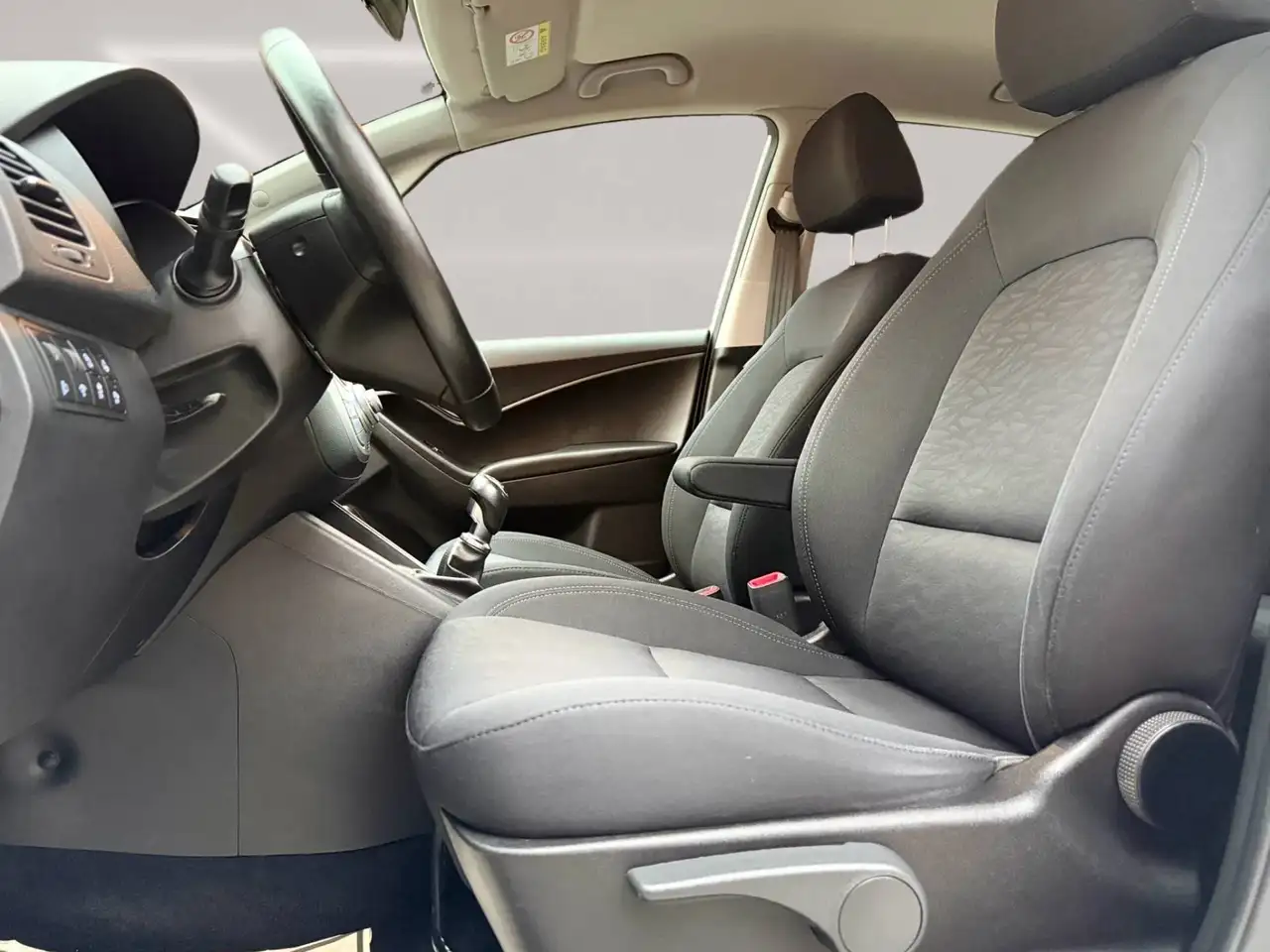 Hyundai iX20 - 11
