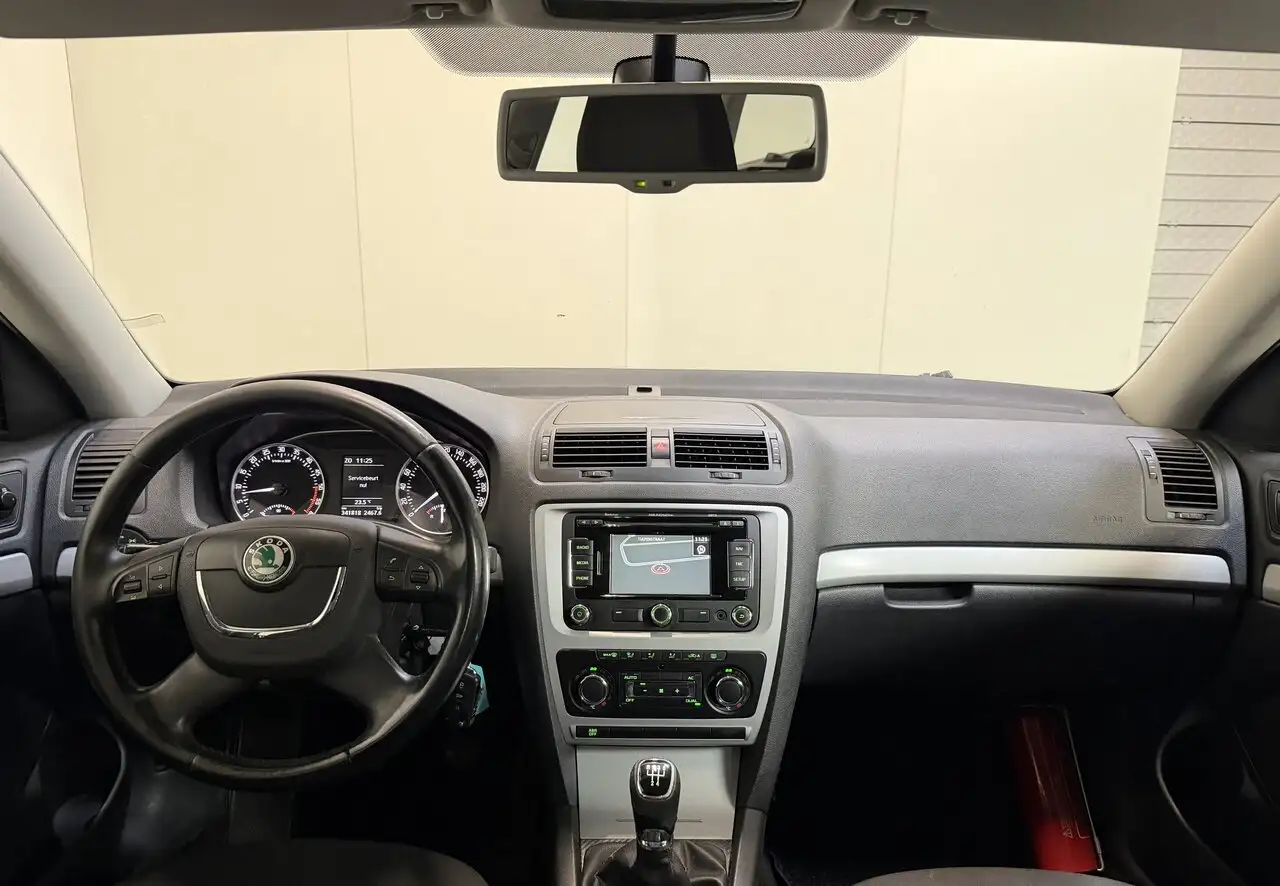 Skoda Octavia - 10