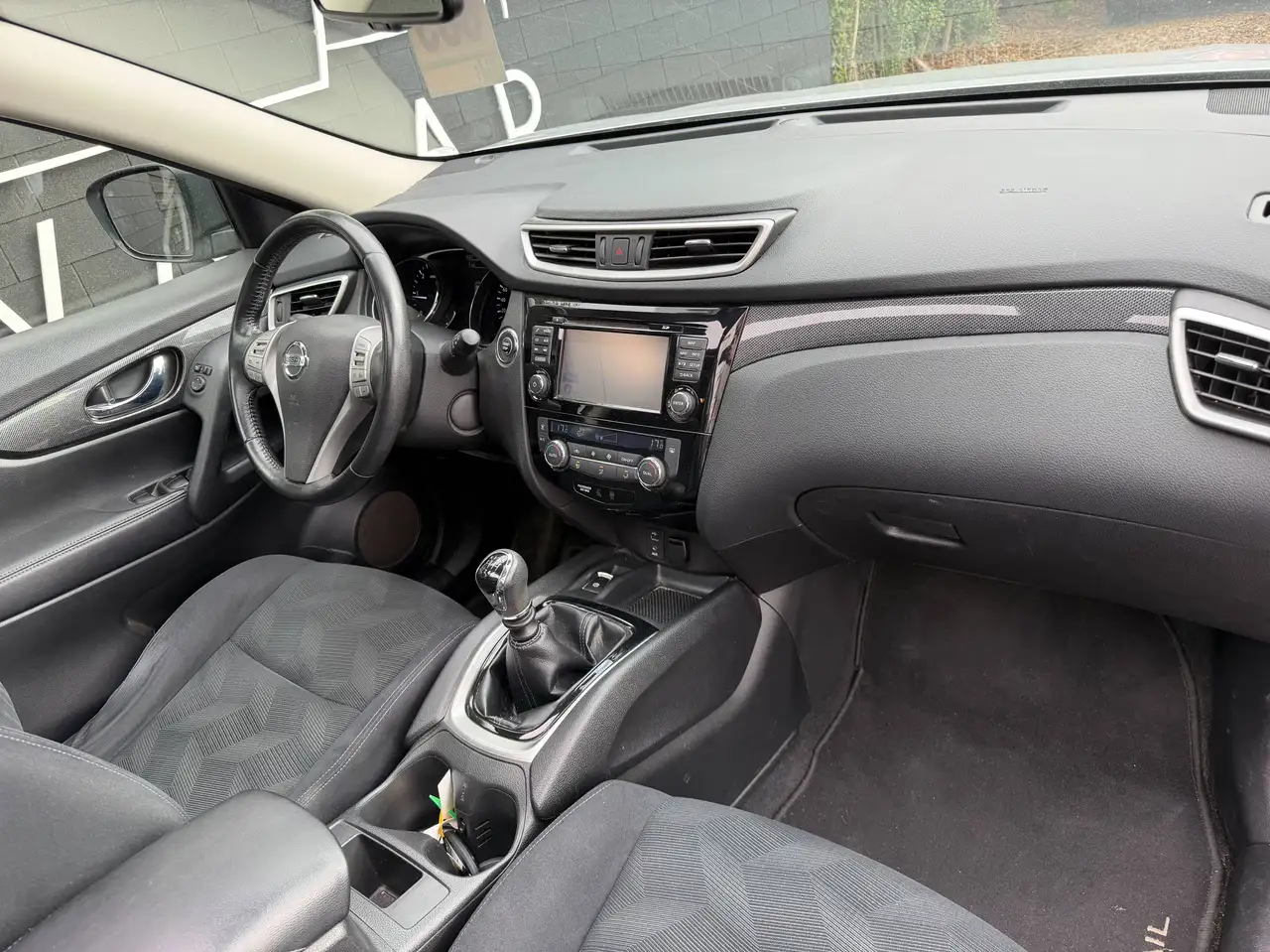 Nissan X-Trail - 11
