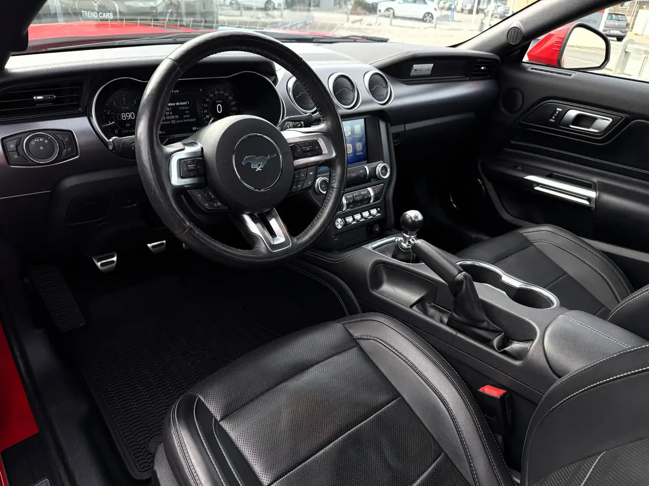 Ford Mustang - 12