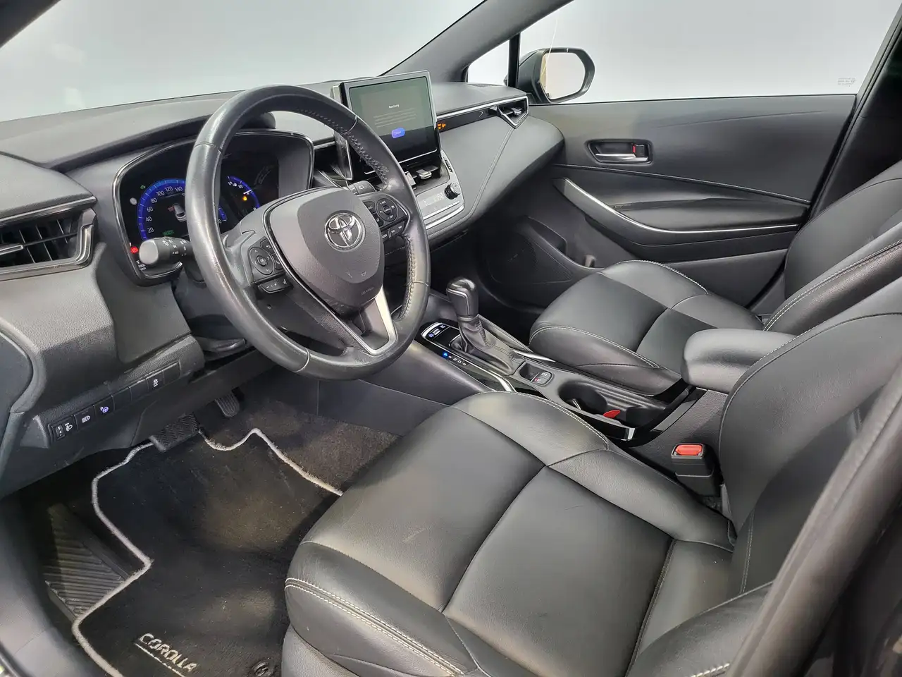 Toyota Corolla - 11