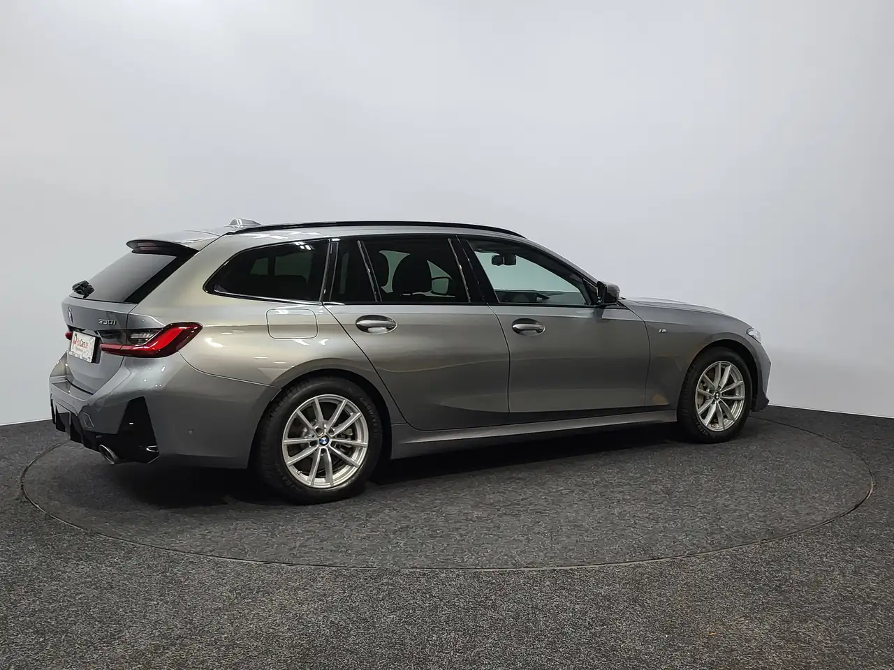 BMW 330 - 6