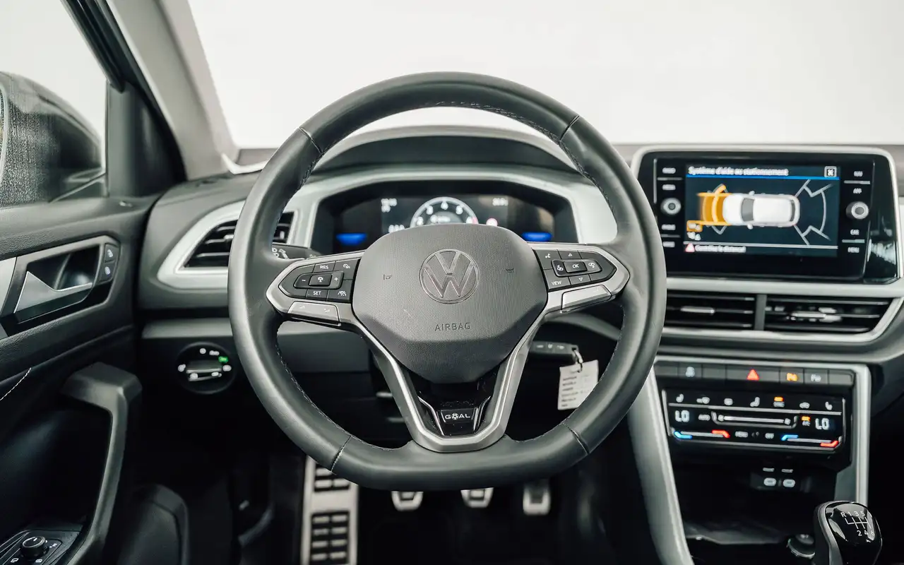 Volkswagen T-Roc - 12