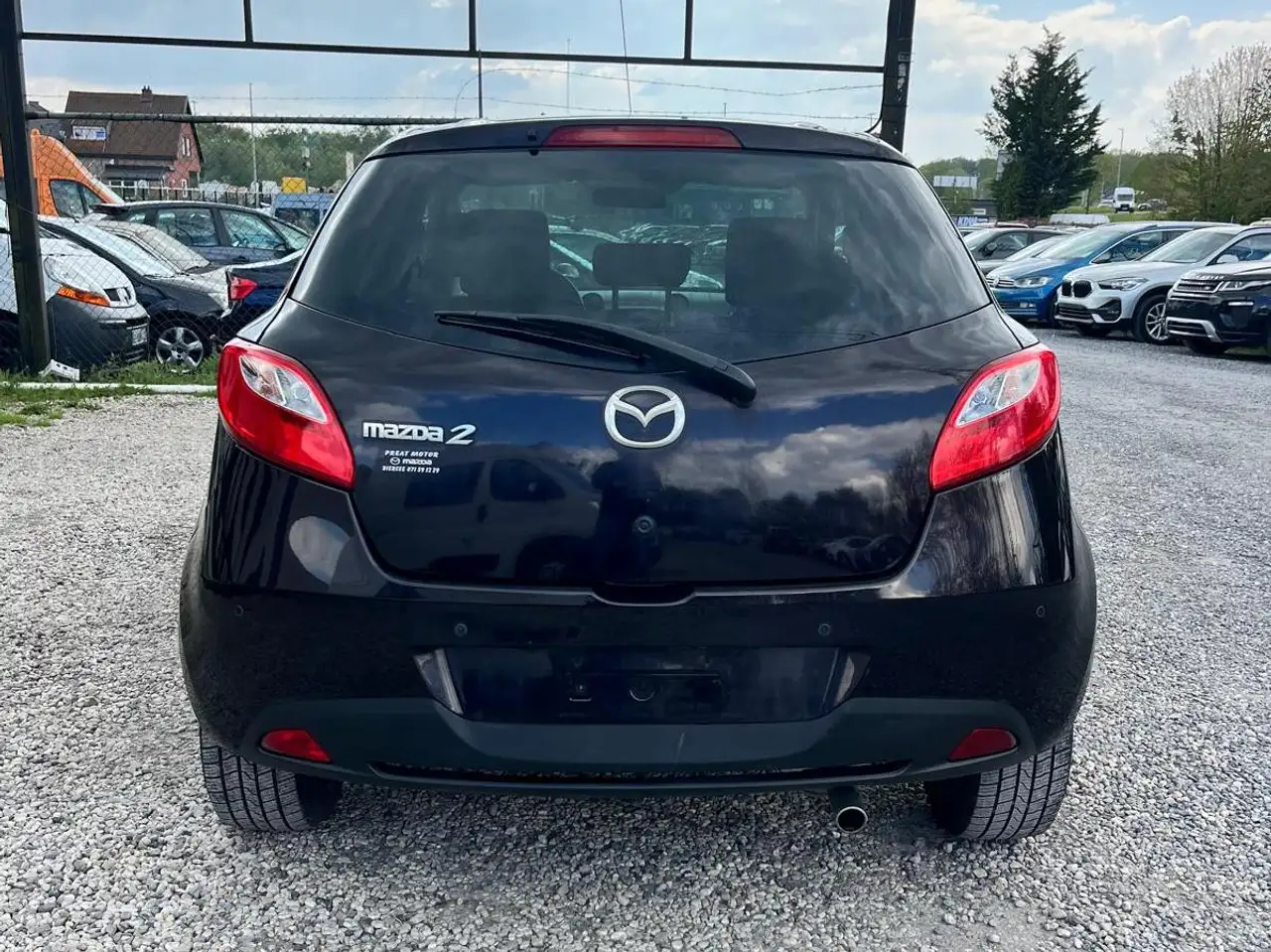Mazda 2 - 3