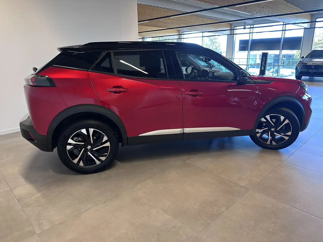 Peugeot 2008 - 12