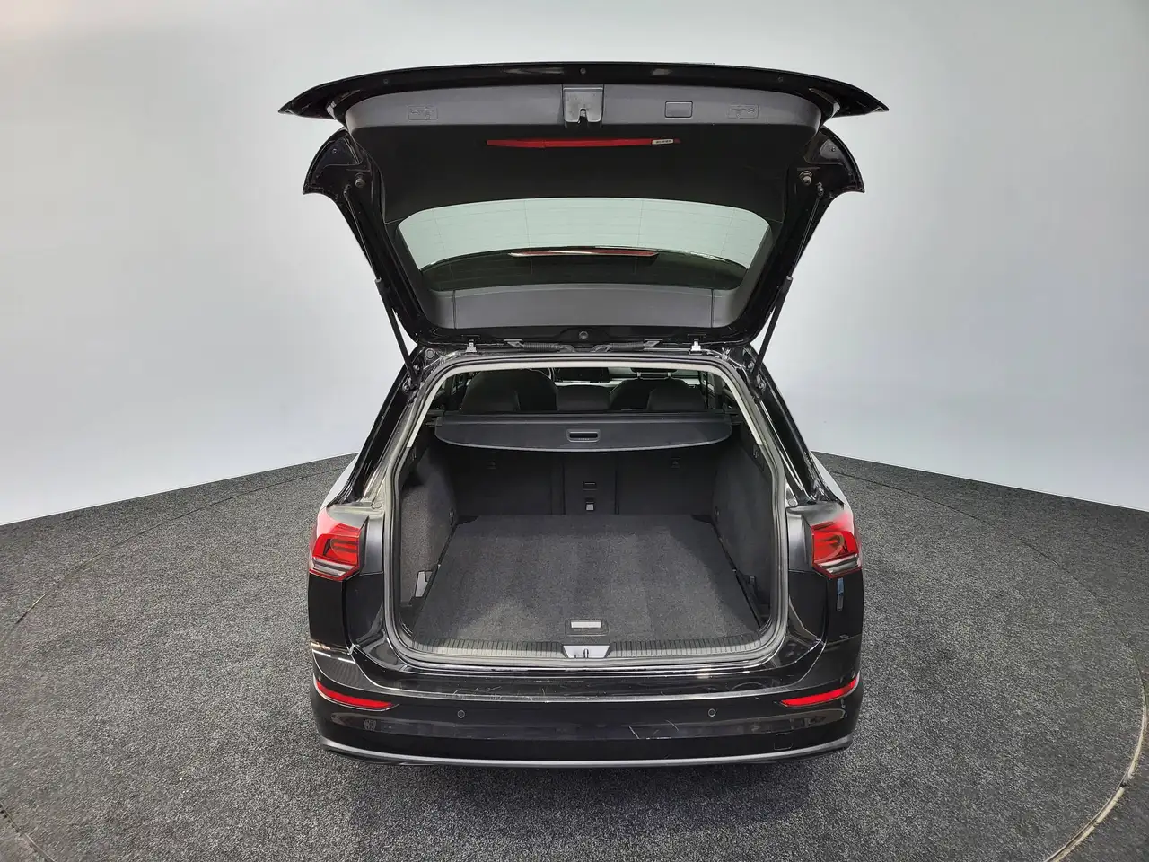 Volkswagen Golf Variant - 9