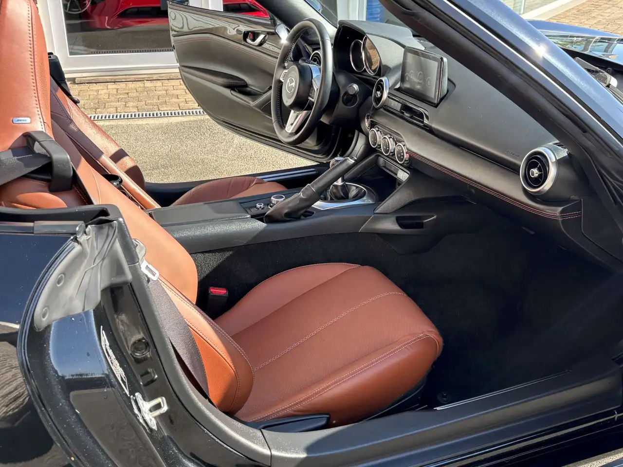 Mazda MX-5 - 11