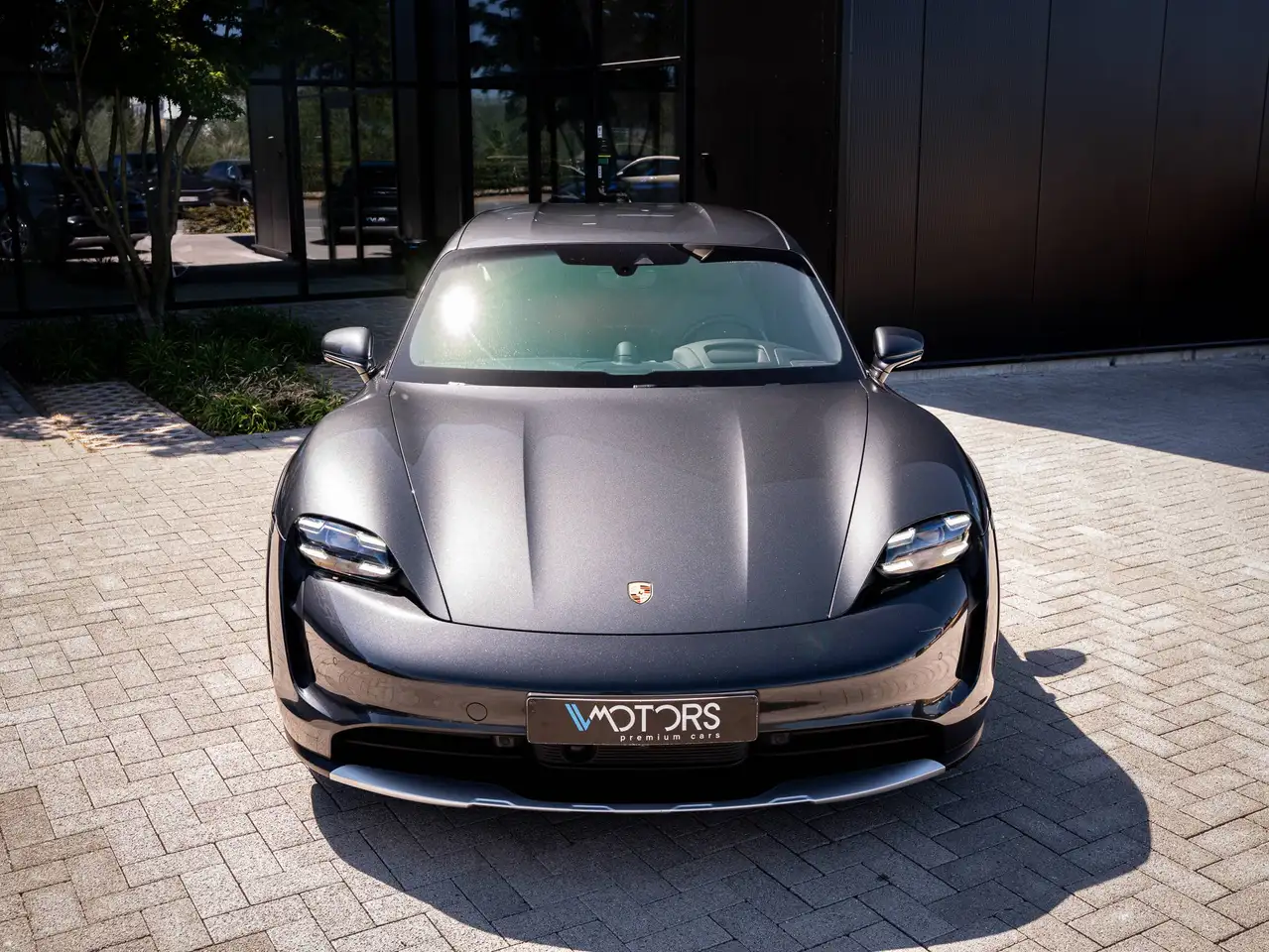Porsche Taycan - 3