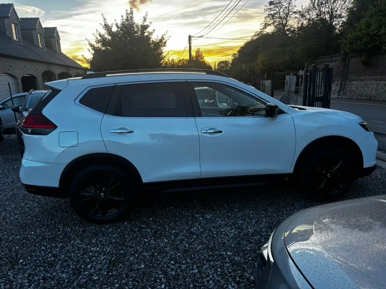 Nissan X-Trail - 10
