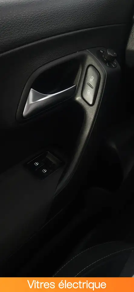Volkswagen Polo - 12