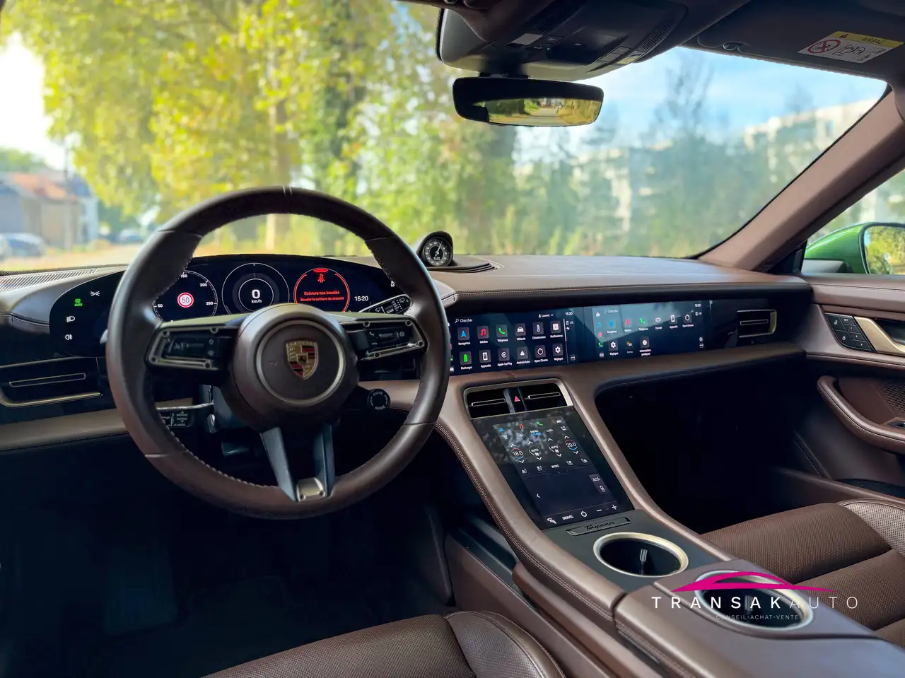 Porsche Taycan - 12