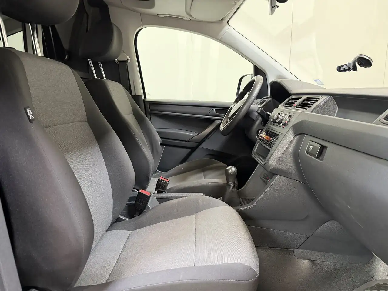 Volkswagen Caddy - 2