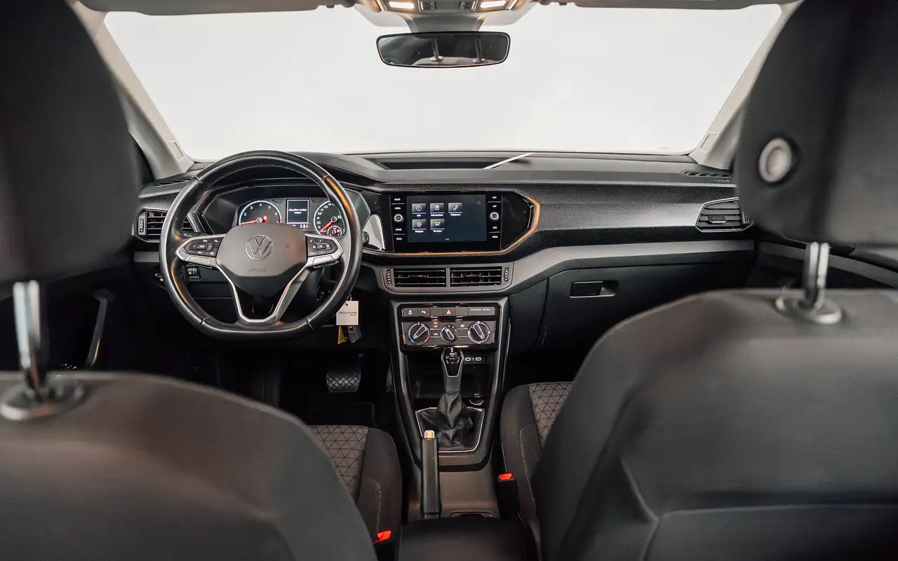 Volkswagen T-Cross - 12