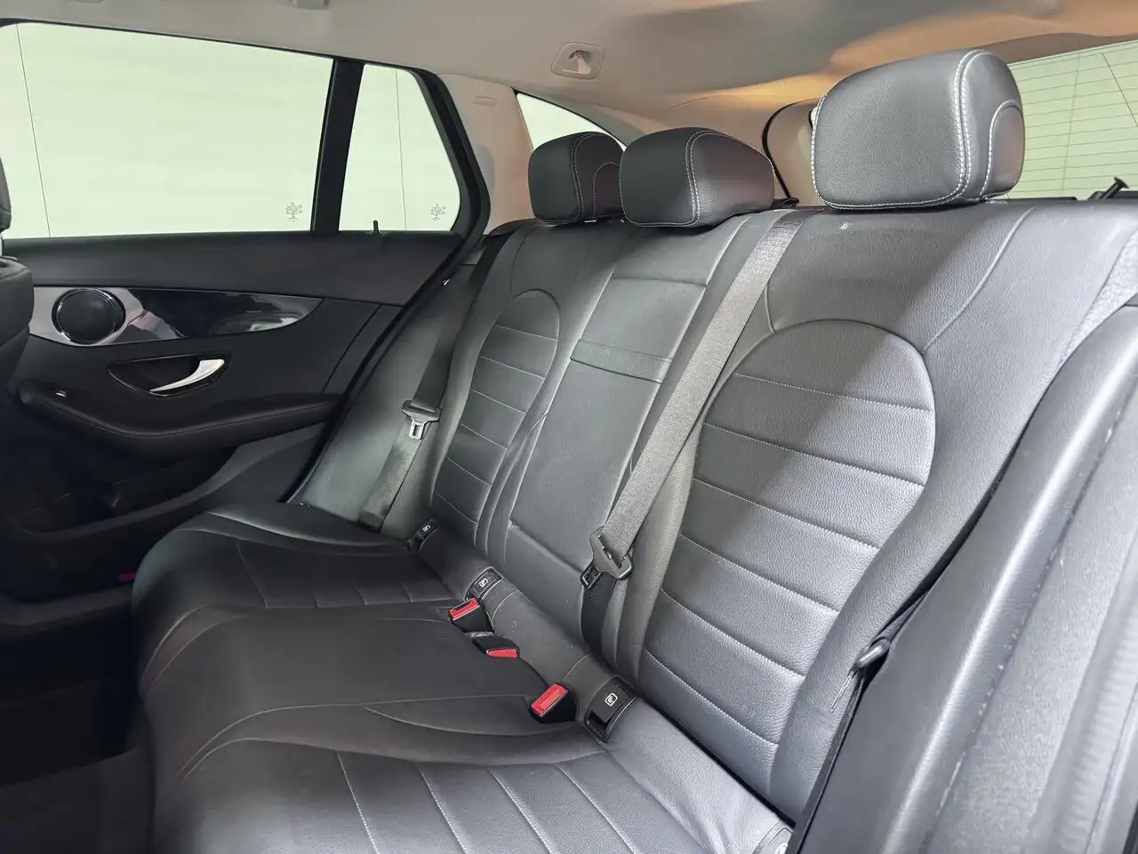 Mercedes-Benz C 300 - 10