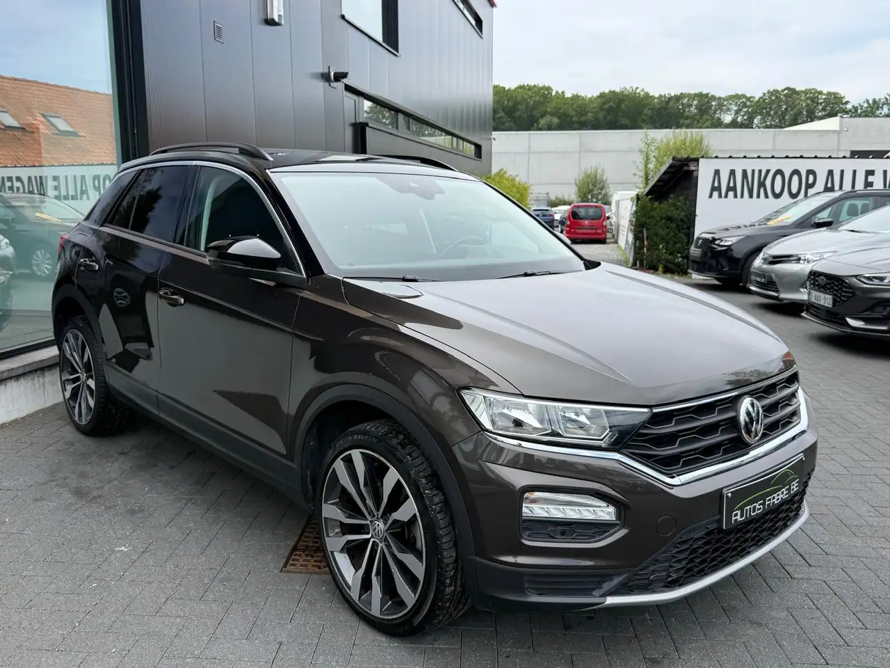 Volkswagen T-Roc - 3