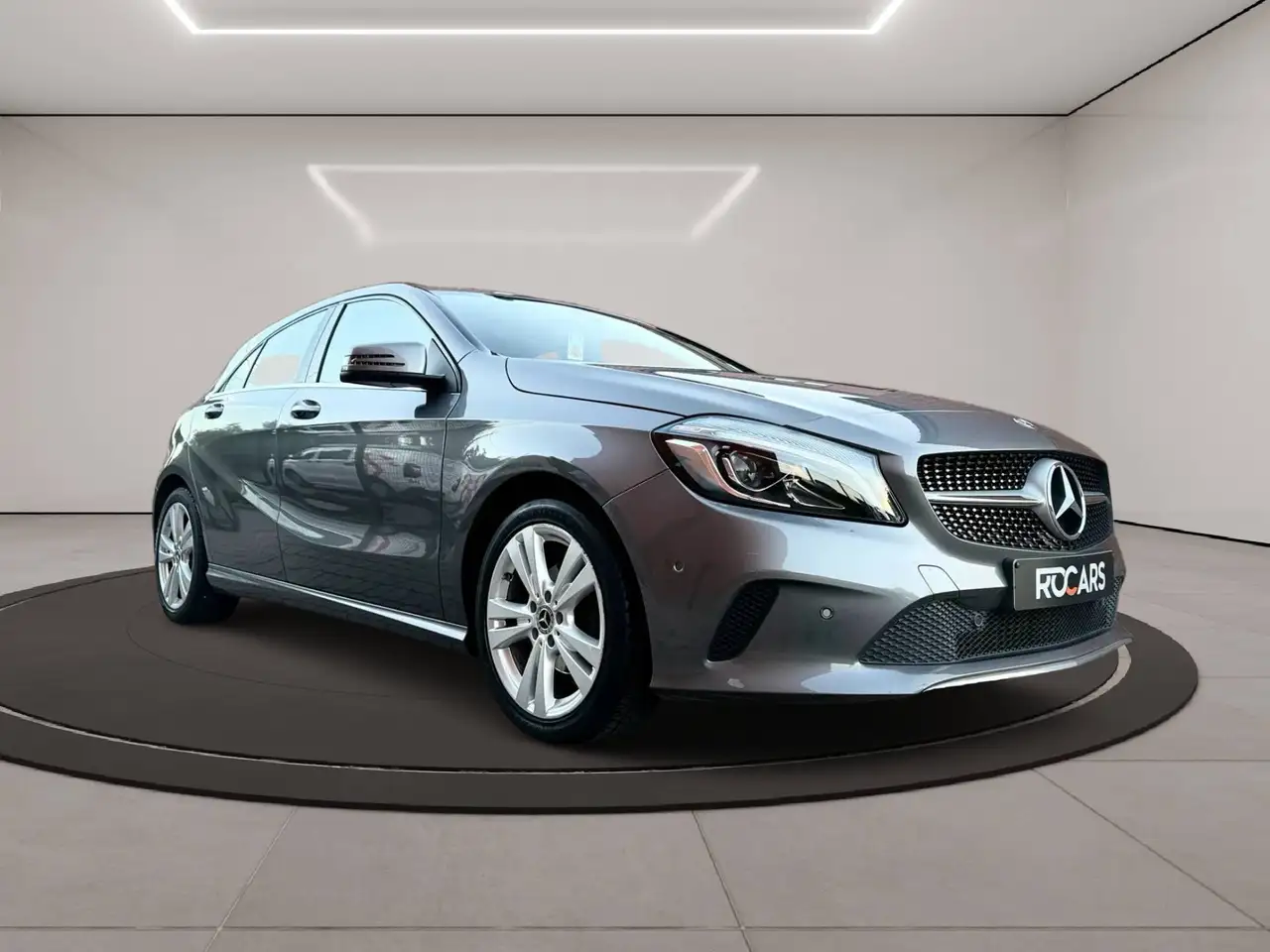 Mercedes-Benz A 180 - 4