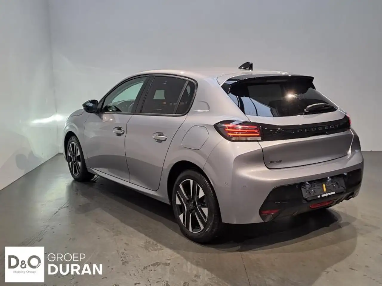 Peugeot 208 - 3