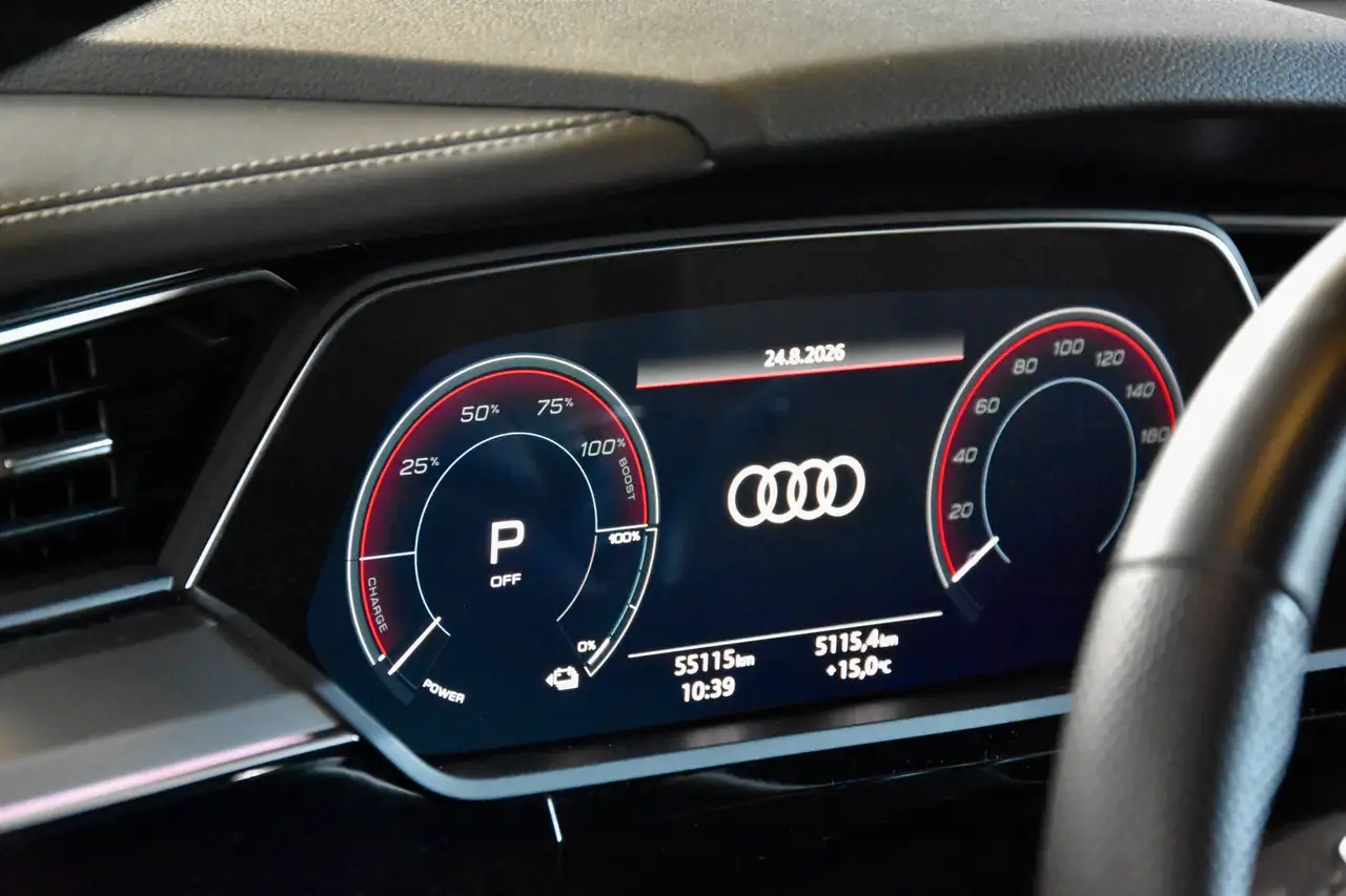 Audi SQ8 e-tron - 3