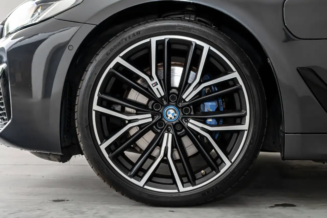 BMW 530 - 12