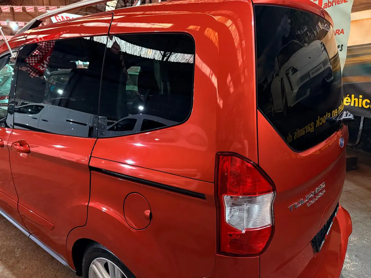 Ford Tourneo Courier - 9