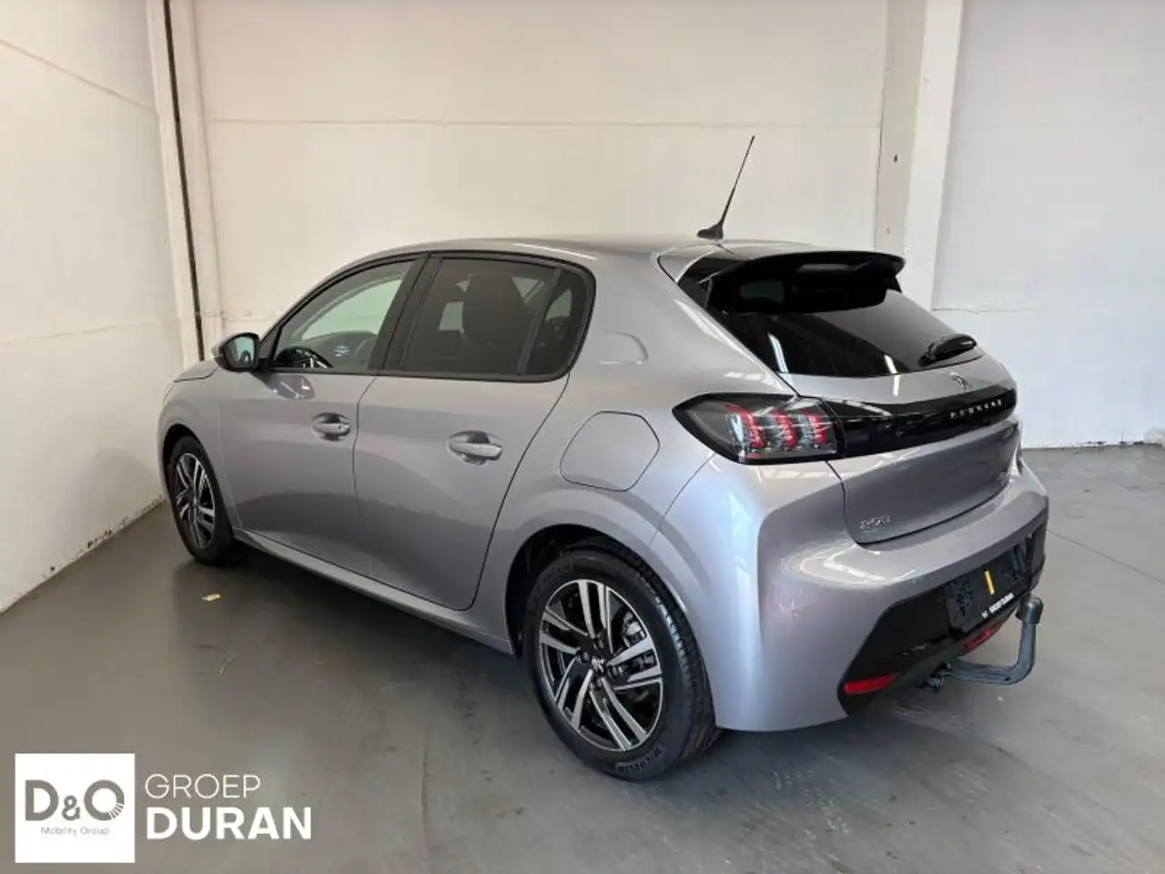 Peugeot 208 - 4