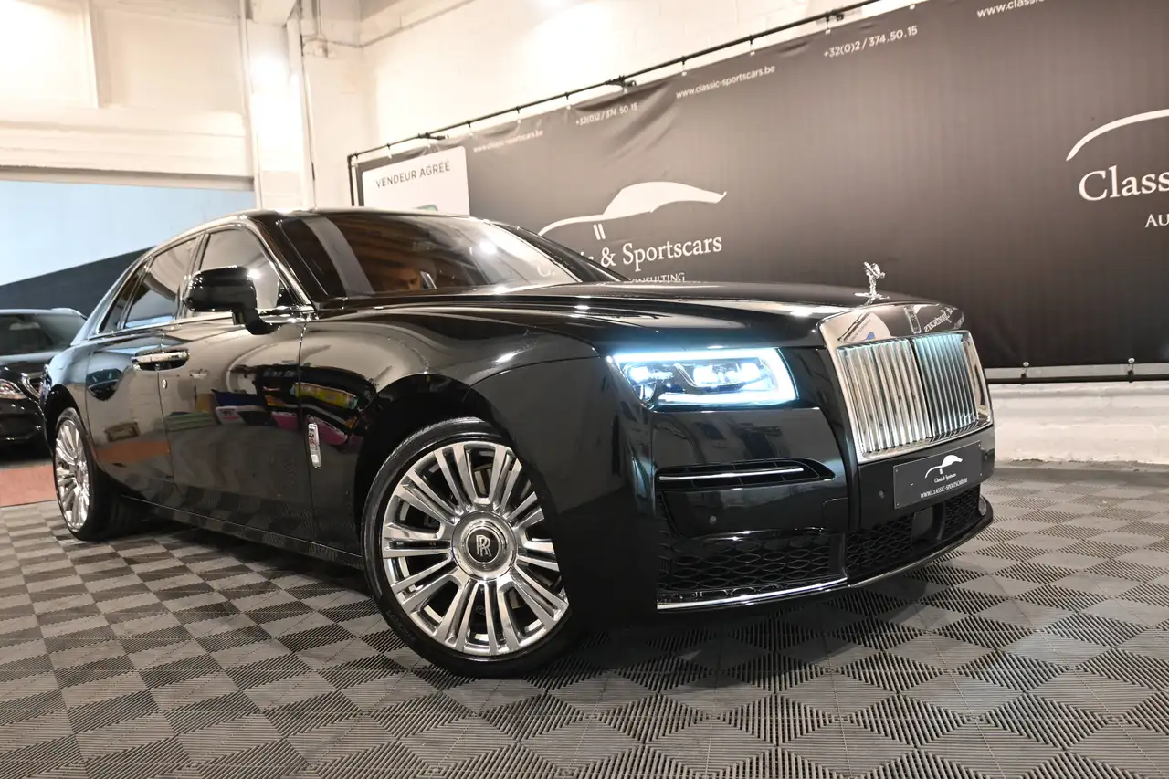 Rolls-Royce Ghost - 2