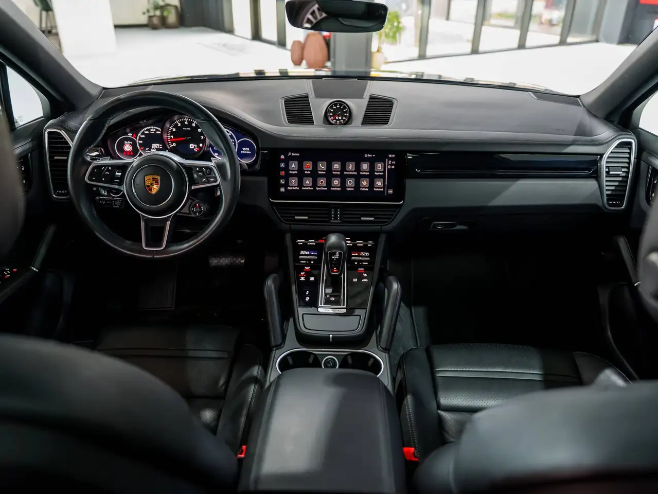 Porsche Cayenne - 12
