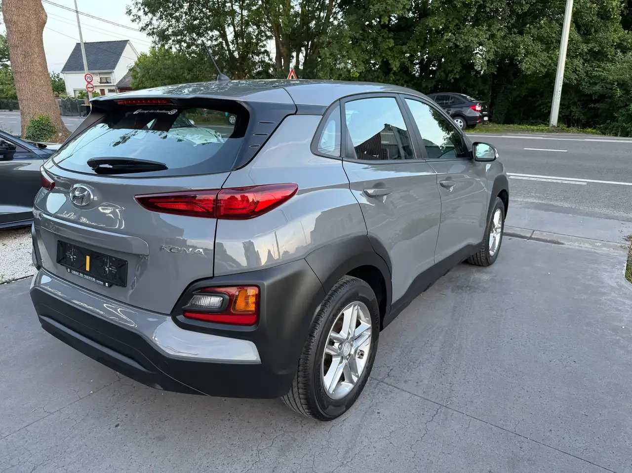 Hyundai KONA - 3