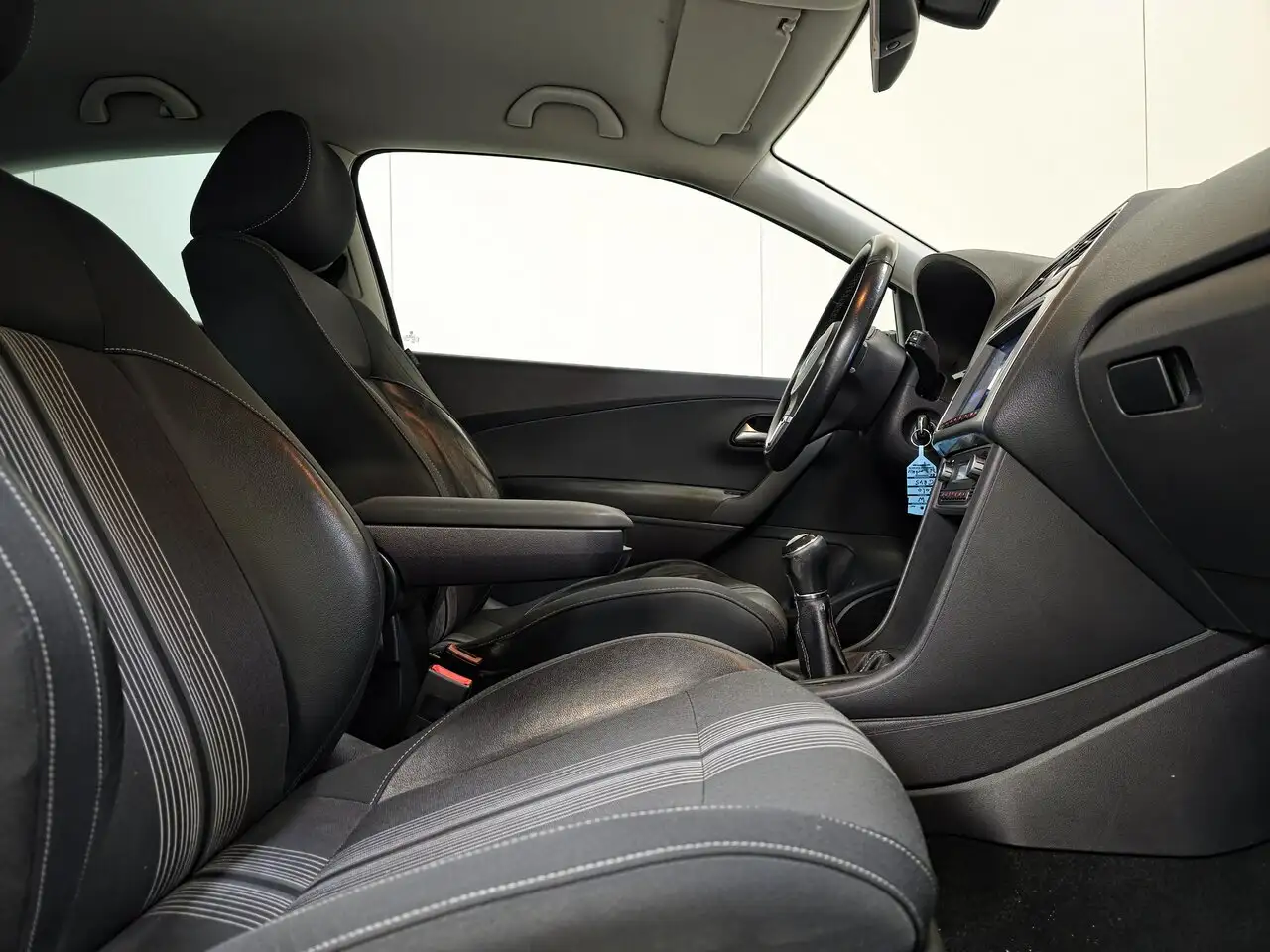 Volkswagen Polo - 2