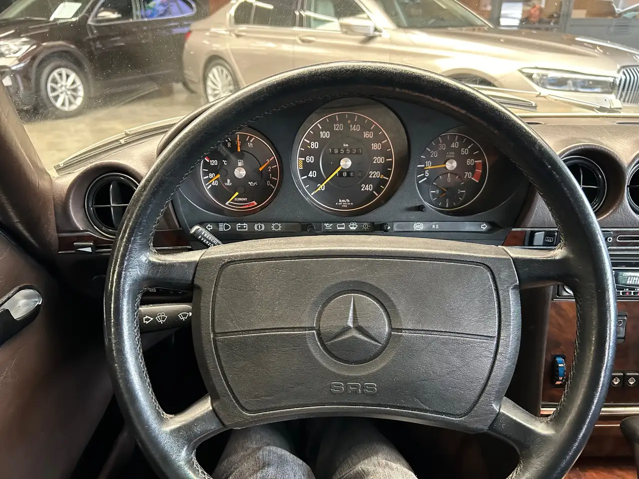 Mercedes-Benz 500 - 9