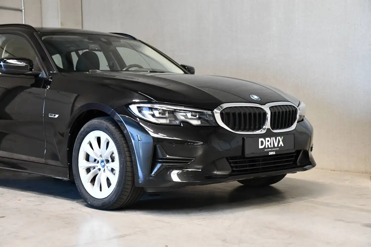 BMW 330 - 8