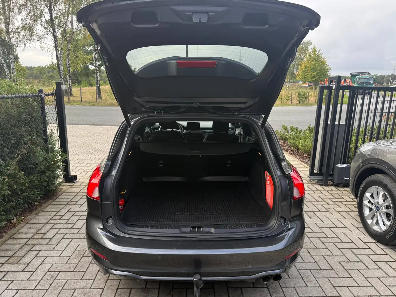 Ford Focus - 8